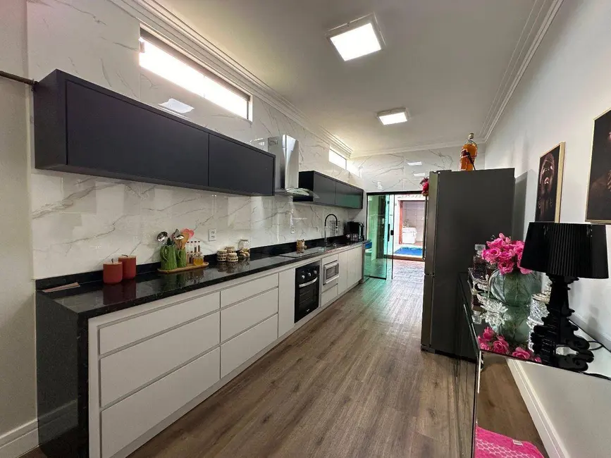 Casa com 3 quartos à venda, 239m2 em Anapolis - GO - imagem 7 Foto 7 de Casa com 3 quartos à venda, 239m2 em Anapolis - GO