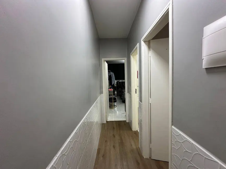 Casa com 3 quartos à venda, 239m2 em Anapolis - GO - imagem 8 Foto 8 de Casa com 3 quartos à venda, 239m2 em Anapolis - GO