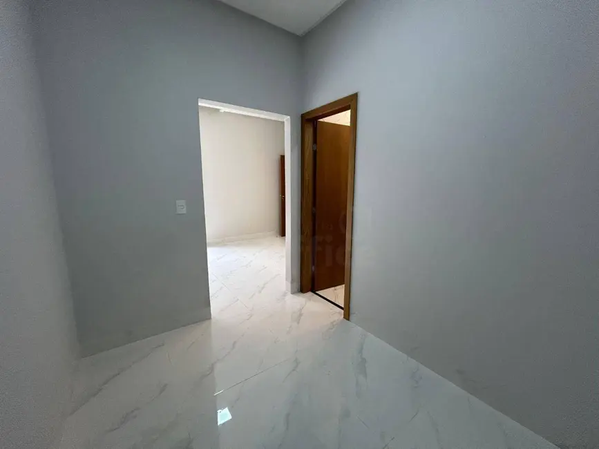 Casa com 3 quartos à venda, 217m2 em Residencial Virgínia Correa, Anapolis - GO - imagem 3 Foto 3 de Casa com 3 quartos à venda, 217m2 em Residencial Virgínia Correa, Anapolis - GO