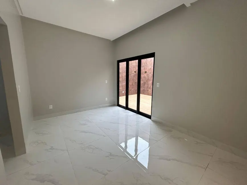 Casa com 3 quartos à venda, 217m2 em Residencial Virgínia Correa, Anapolis - GO - imagem 8 Foto 8 de Casa com 3 quartos à venda, 217m2 em Residencial Virgínia Correa, Anapolis - GO