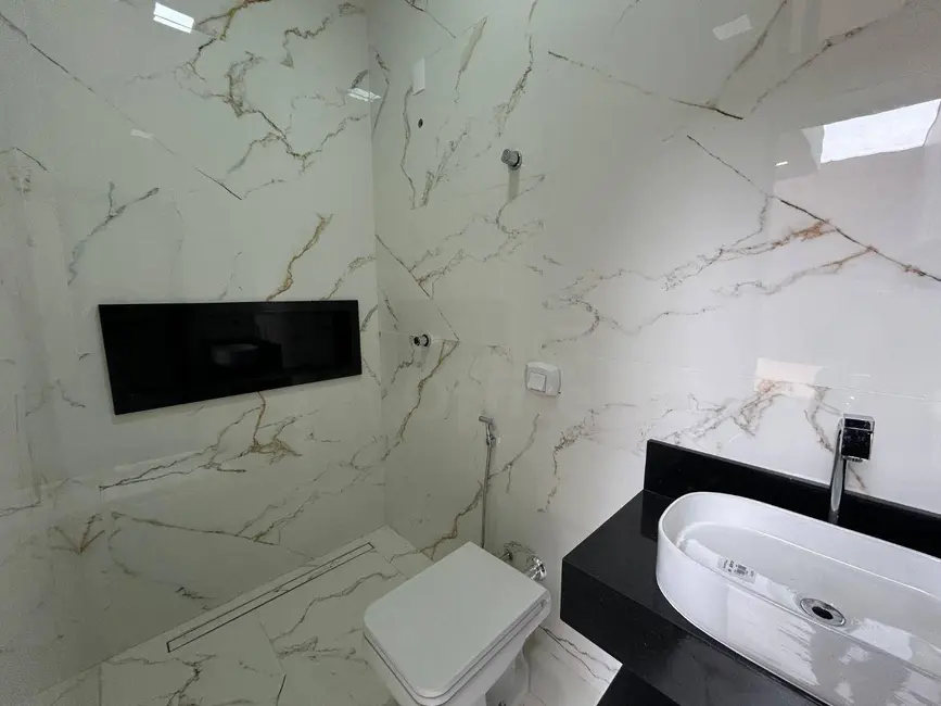 Casa com 3 quartos à venda, 217m2 em Residencial Virgínia Correa, Anapolis - GO - imagem 5 Foto 5 de Casa com 3 quartos à venda, 217m2 em Residencial Virgínia Correa, Anapolis - GO