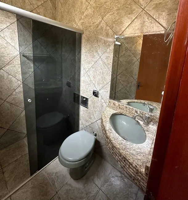 Casa com 3 quartos à venda, 300m2 em Boa Vista, Anapolis - GO - imagem 7 Foto 7 de Casa com 3 quartos à venda, 300m2 em Boa Vista, Anapolis - GO