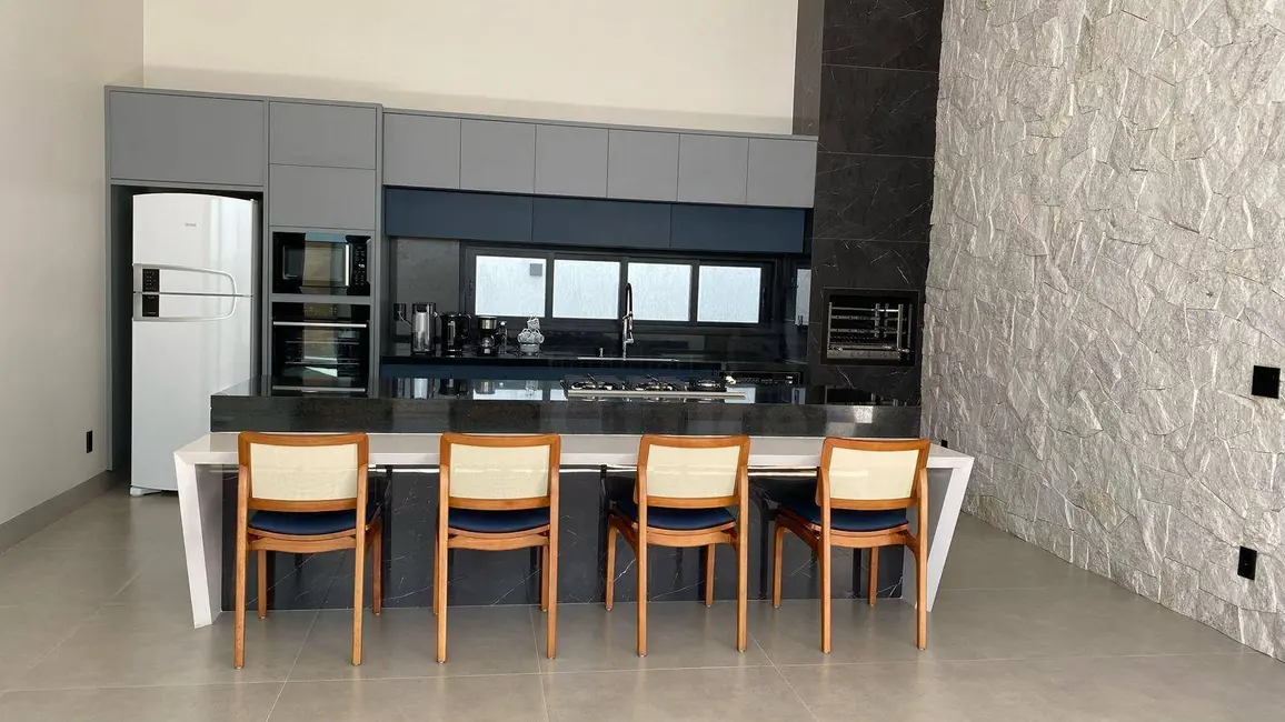 Foto 9 de Casa de Condomínio com 3 quartos à venda, 360m2 em Anapolis - GO