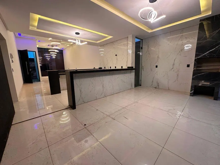 Casa com 3 quartos à venda, 300m2 em Parque Brasília, Anapolis - GO - imagem 4 Foto 4 de Casa com 3 quartos à venda, 300m2 em Parque Brasília, Anapolis - GO