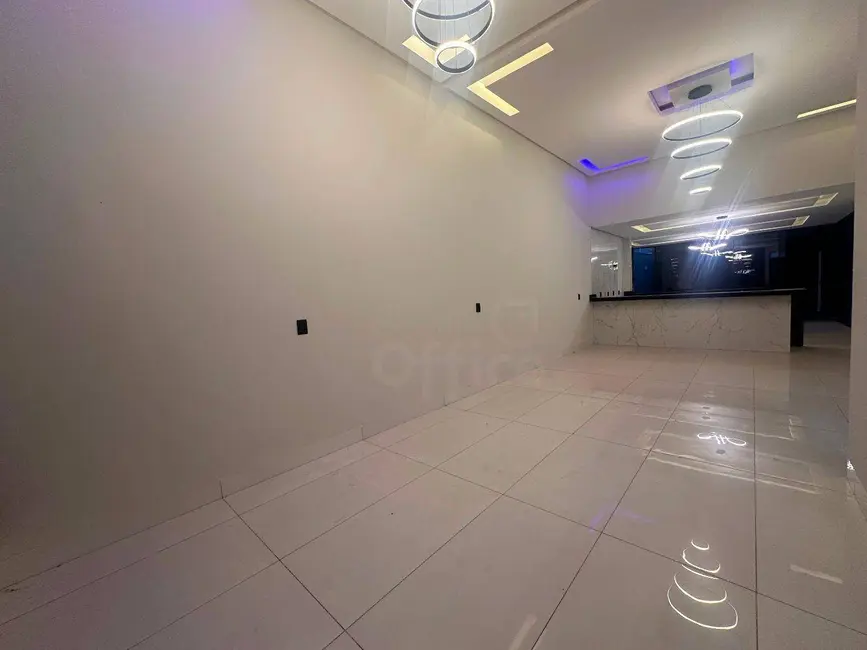 Casa com 3 quartos à venda, 300m2 em Parque Brasília, Anapolis - GO - imagem 1 Foto 1 de Casa com 3 quartos à venda, 300m2 em Parque Brasília, Anapolis - GO