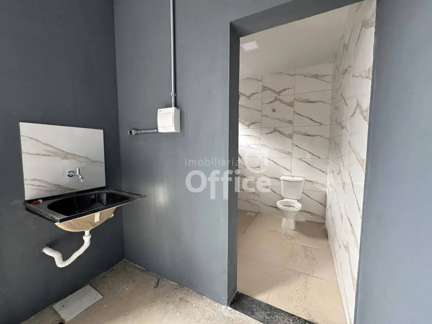 Foto 9 de Armazém / Galpão à venda, 300m2 em Residencial Flor do Cerrado, Anapolis - GO