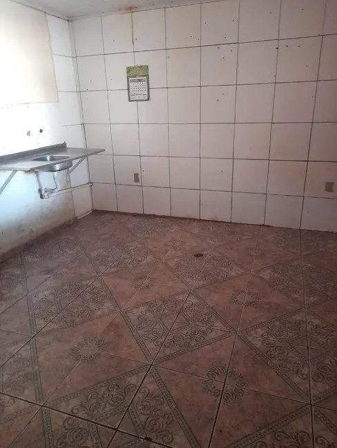 Casa com 2 quartos à venda, 224m2 em Calixtolândia, Anapolis - GO - imagem 6 Foto 6 de Casa com 2 quartos à venda, 224m2 em Calixtolândia, Anapolis - GO
