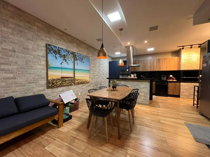 Foto 1 de Casa com 4 quartos à venda, 300m2 em Parque São Jerônimo, Anapolis - GO