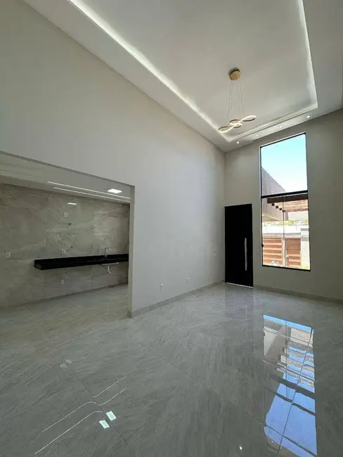 Casa com 3 quartos à venda, 150m2 em Residencial Flor do Cerrado, Anapolis - GO - imagem 3 Foto 3 de Casa com 3 quartos à venda, 150m2 em Residencial Flor do Cerrado, Anapolis - GO