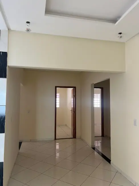 Casa com 3 quartos à venda, 300m2 em Residencial Vale do Sol, Anapolis - GO - imagem 3 Foto 3 de Casa com 3 quartos à venda, 300m2 em Residencial Vale do Sol, Anapolis - GO