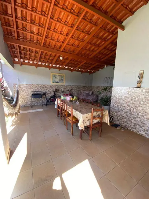 Casa com 4 quartos à venda, 433m2 em Parque Brasília 2ª Etapa, Anapolis - GO - imagem 3 Foto 3 de Casa com 4 quartos à venda, 433m2 em Parque Brasília 2ª Etapa, Anapolis - GO