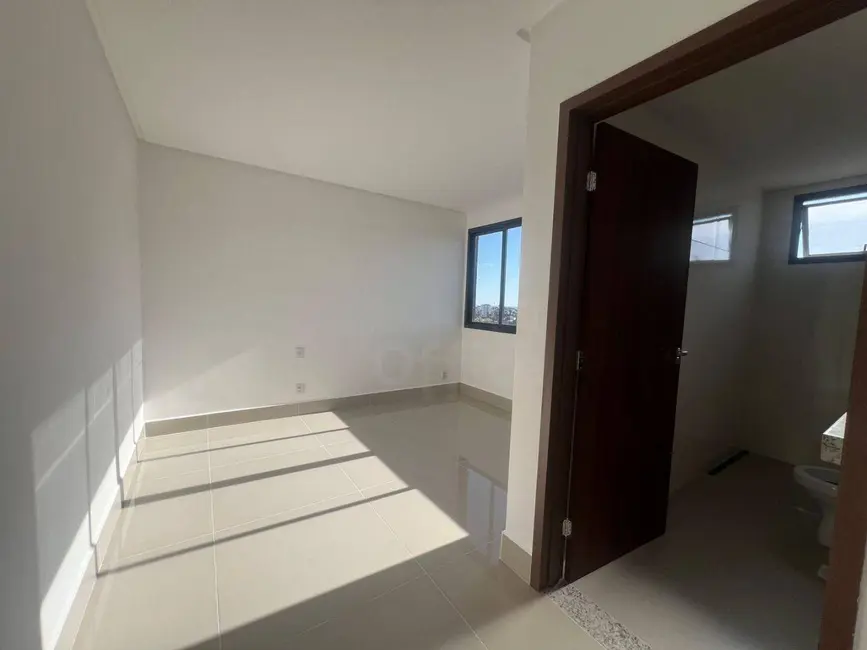 Foto 2 de Apartamento com 2 quartos à venda, 75m2 em Jundiaí, Anapolis - GO