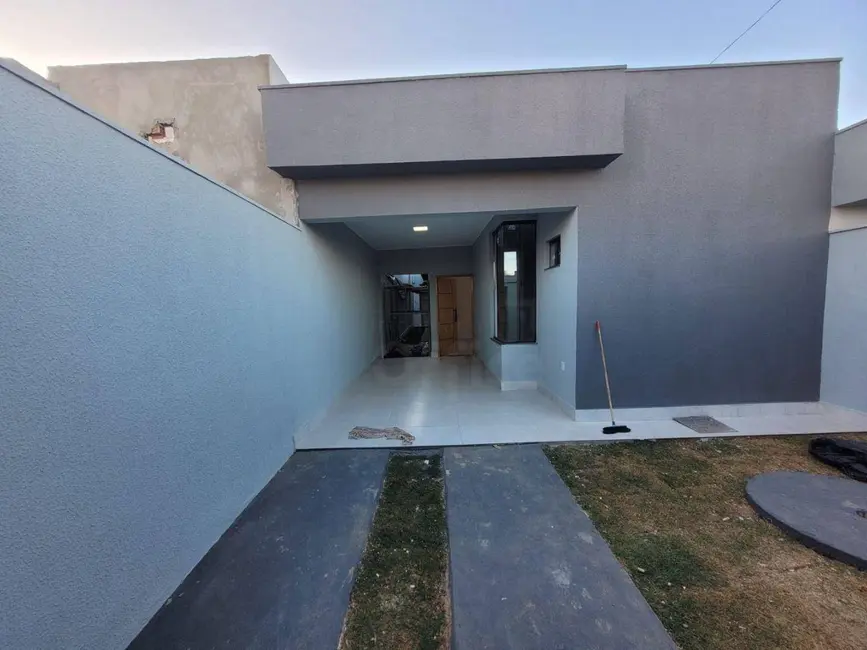Foto 2 de Casa com 3 quartos à venda, 150m2 em Residencial Rio Jordão, Anapolis - GO