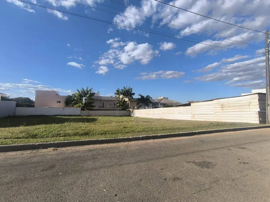 Foto 3 de Terreno / Lote à venda, 420m2 em Condomínio Vale dos Pássaros, Anapolis - GO