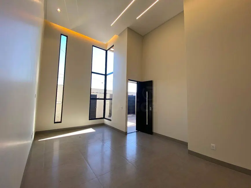 Casa com 3 quartos à venda, 250m2 em Anapolis - GO - imagem 6 Foto 6 de Casa com 3 quartos à venda, 250m2 em Anapolis - GO