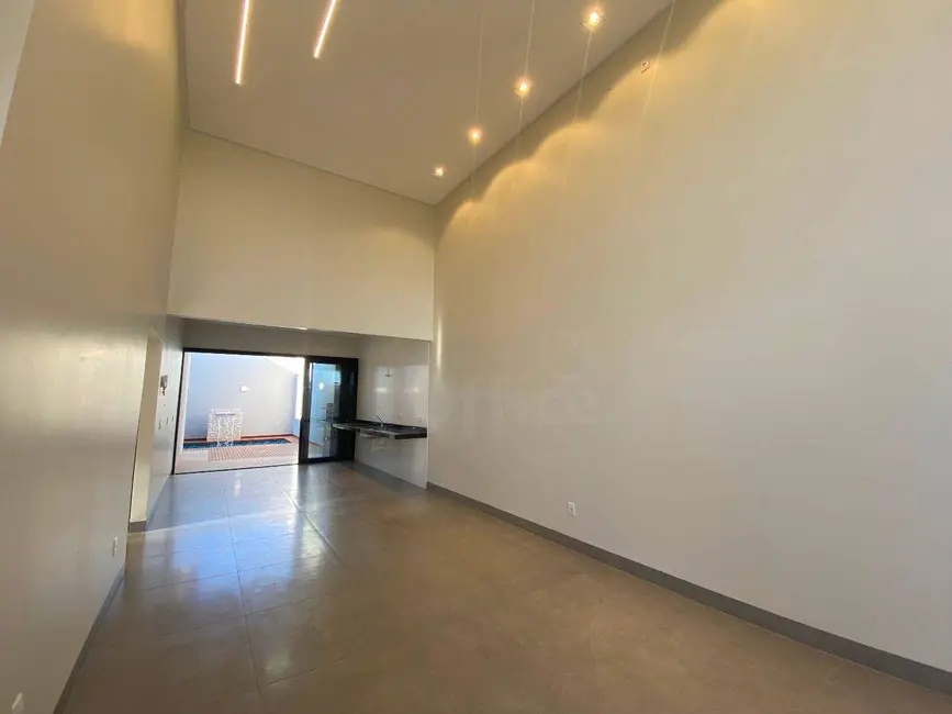 Casa com 3 quartos à venda, 250m2 em Anapolis - GO - imagem 5 Foto 5 de Casa com 3 quartos à venda, 250m2 em Anapolis - GO