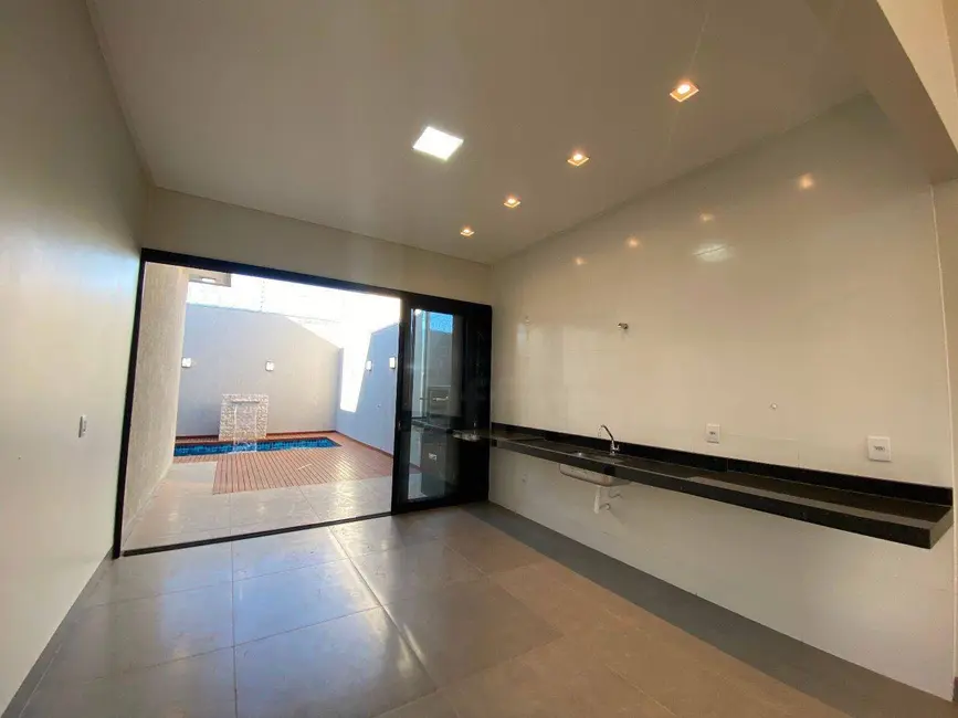 Casa com 3 quartos à venda, 250m2 em Anapolis - GO - imagem 7 Foto 7 de Casa com 3 quartos à venda, 250m2 em Anapolis - GO