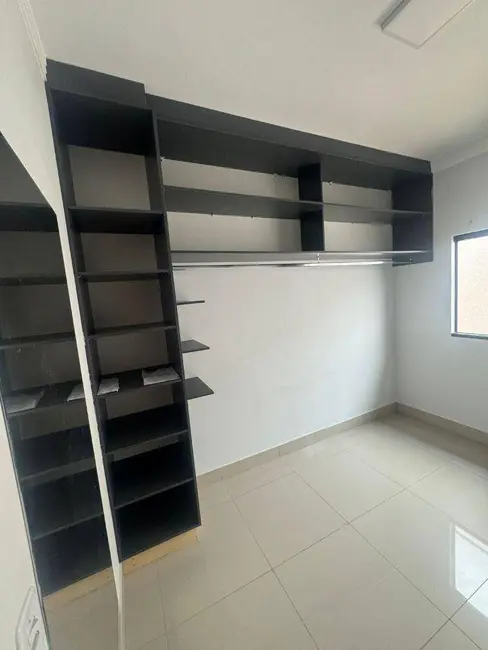 Casa com 3 quartos à venda, 180m2 em Jardim Ibirapuera, Anapolis - GO - imagem 5 Foto 5 de Casa com 3 quartos à venda, 180m2 em Jardim Ibirapuera, Anapolis - GO