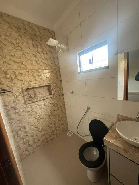 Casa com 3 quartos à venda, 180m2 em Jardim Ibirapuera, Anapolis - GO - imagem 4 Foto 4 de Casa com 3 quartos à venda, 180m2 em Jardim Ibirapuera, Anapolis - GO