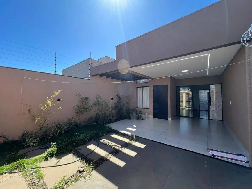 Foto 1 de Casa com 3 quartos para alugar, 185m2 em Anapolis - GO