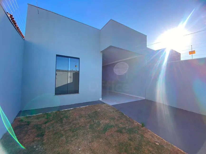 Casa com 3 quartos à venda, 150m2 em Anapolis - GO - imagem 2 Foto 2 de Casa com 3 quartos à venda, 150m2 em Anapolis - GO