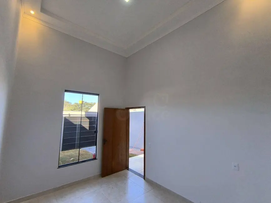 Casa com 3 quartos à venda, 150m2 em Residencial Flor do Cerrado, Anapolis - GO - imagem 2 Foto 2 de Casa com 3 quartos à venda, 150m2 em Residencial Flor do Cerrado, Anapolis - GO