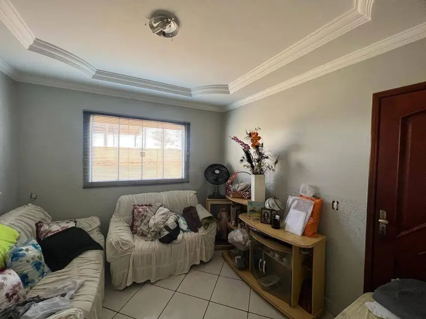 Casa com 4 quartos à venda, 350m2 em Parque das Nações, Anapolis - GO - imagem 3 Foto 3 de Casa com 4 quartos à venda, 350m2 em Parque das Nações, Anapolis - GO