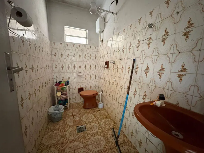 Casa com 3 quartos à venda, 300m2 em Eldorado, Anapolis - GO - imagem 4 Foto 4 de Casa com 3 quartos à venda, 300m2 em Eldorado, Anapolis - GO