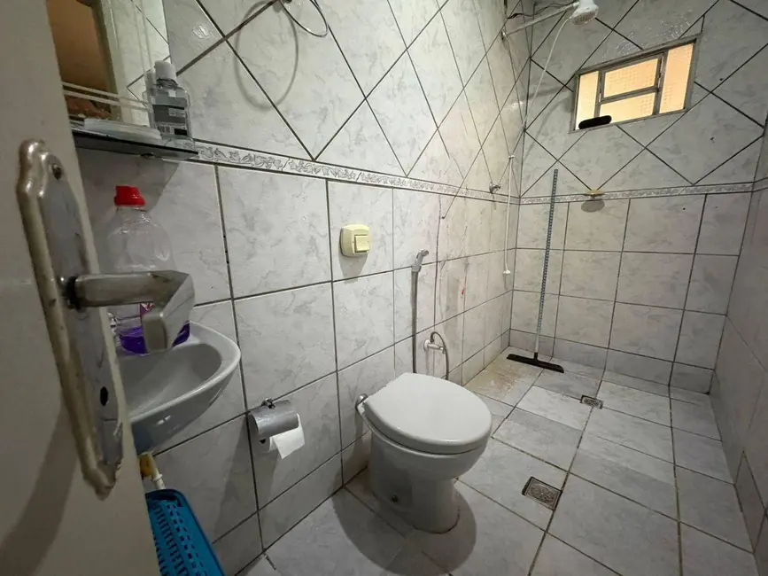 Casa com 3 quartos à venda, 300m2 em Eldorado, Anapolis - GO - imagem 8 Foto 8 de Casa com 3 quartos à venda, 300m2 em Eldorado, Anapolis - GO