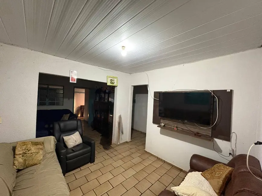 Casa com 3 quartos à venda, 300m2 em Eldorado, Anapolis - GO - imagem 2 Foto 2 de Casa com 3 quartos à venda, 300m2 em Eldorado, Anapolis - GO