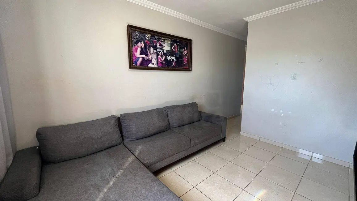 Foto 2 de Apartamento com 3 quartos à venda, 77m2 em Vila Nova Jayara, Anapolis - GO