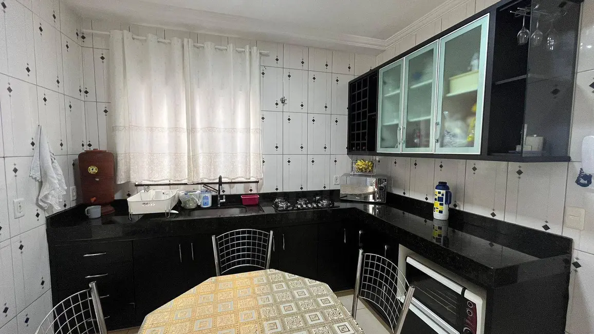 Foto 6 de Apartamento com 3 quartos à venda, 77m2 em Vila Nova Jayara, Anapolis - GO