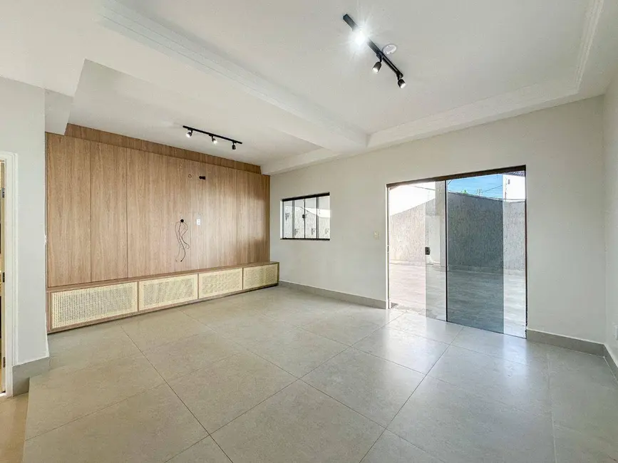 Foto 9 de Casa com 3 quartos à venda, 360m2 em Jardim Ana Paula, Anapolis - GO