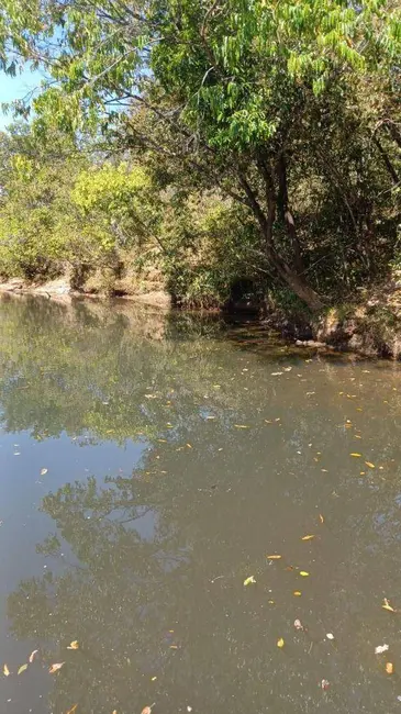 Foto 3 de Terreno / Lote à venda, 24200m2 em Pirenopolis - GO