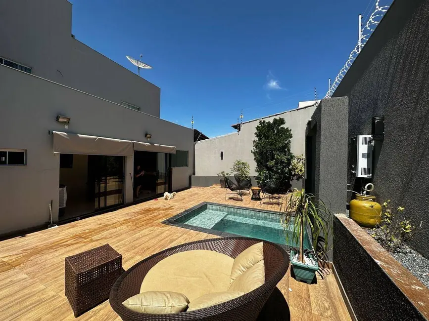 Foto 1 de Casa com 3 quartos à venda, 300m2 em Residencial Villa Bella, Anapolis - GO