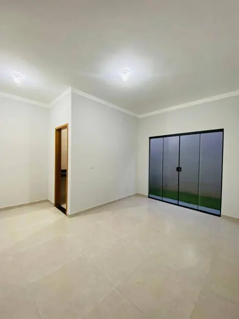 Casa com 3 quartos à venda, 150m2 em Anapolis - GO - imagem 9 Foto 9 de Casa com 3 quartos à venda, 150m2 em Anapolis - GO