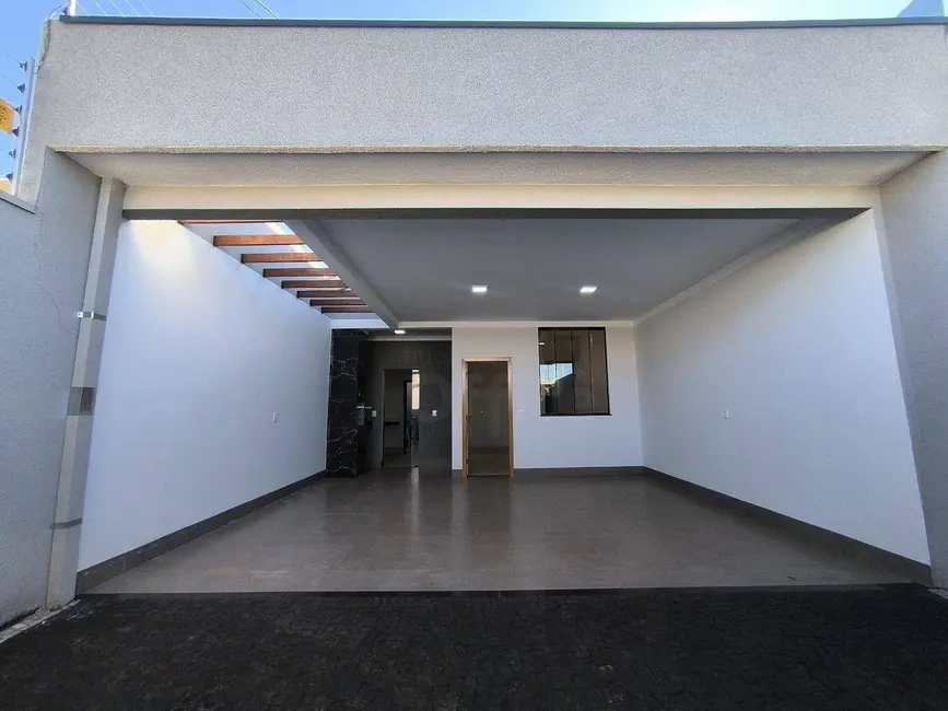 Foto 2 de Casa com 3 quartos à venda, 150m2 em Residencial Flor do Cerrado, Anapolis - GO