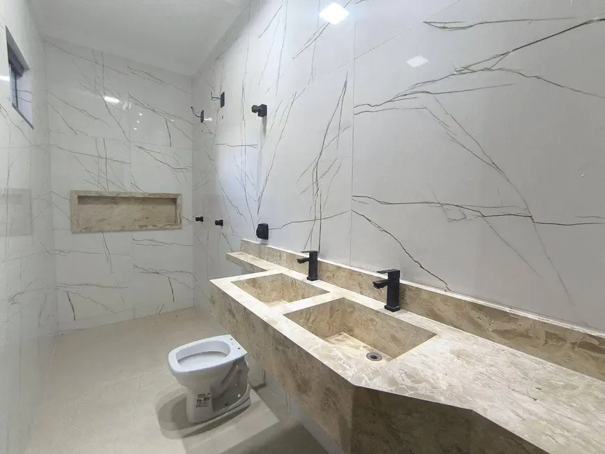 Foto 9 de Casa com 3 quartos à venda, 150m2 em Residencial Flor do Cerrado, Anapolis - GO