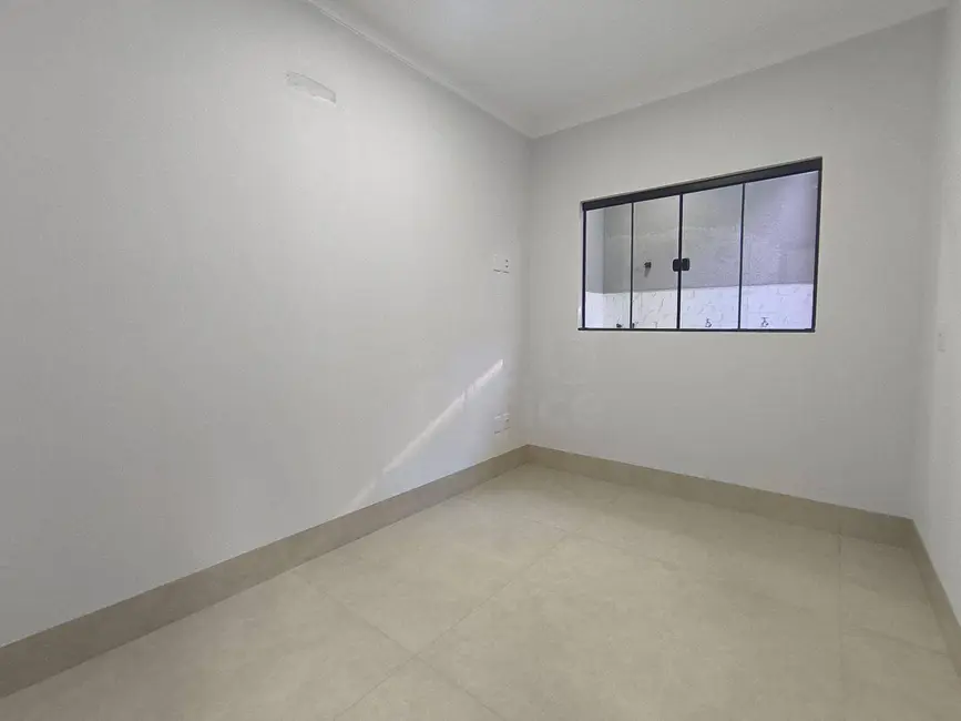 Foto 8 de Casa com 3 quartos à venda, 150m2 em Residencial Flor do Cerrado, Anapolis - GO
