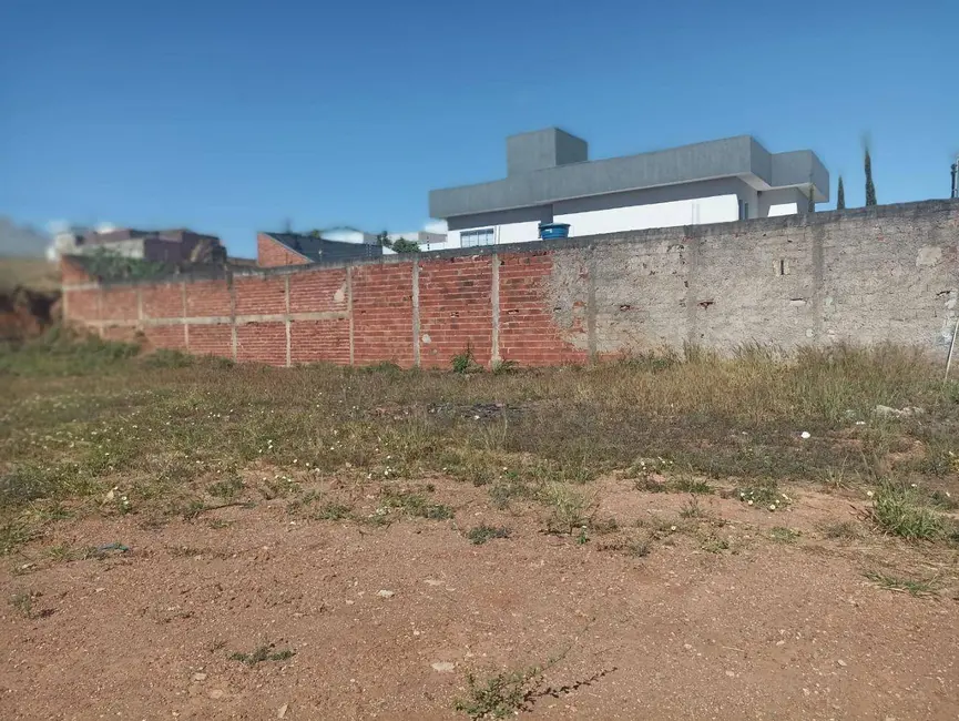 Foto 3 de Terreno / Lote à venda, 300m2 em Anapolis - GO