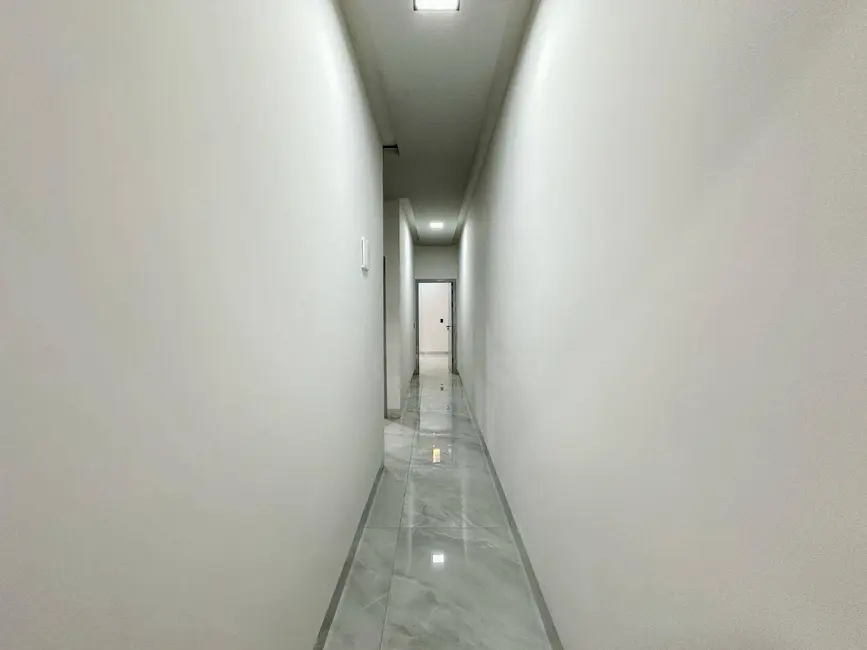 Casa com 3 quartos à venda, 211m2 em Anapolis - GO - imagem 8 Foto 8 de Casa com 3 quartos à venda, 211m2 em Anapolis - GO