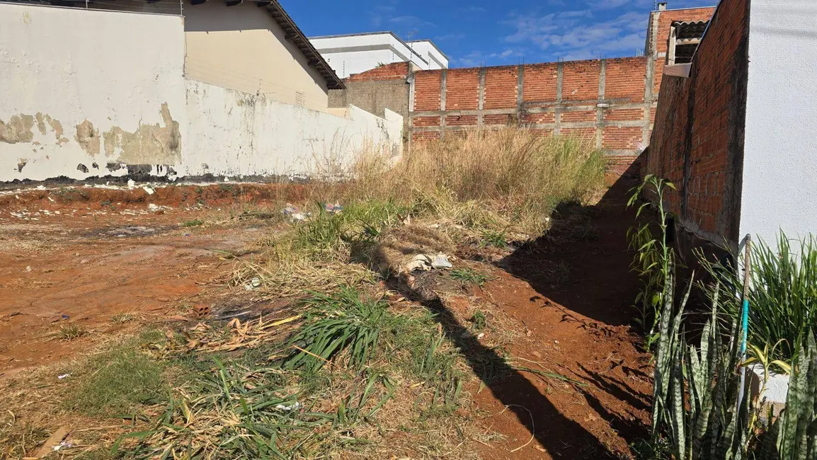 Foto 4 de Terreno / Lote à venda, 300m2 em Jardim Ana Paula, Anapolis - GO