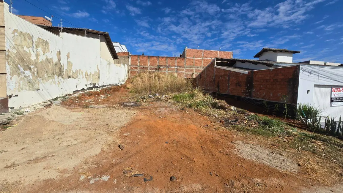 Foto 1 de Terreno / Lote à venda, 300m2 em Jardim Ana Paula, Anapolis - GO