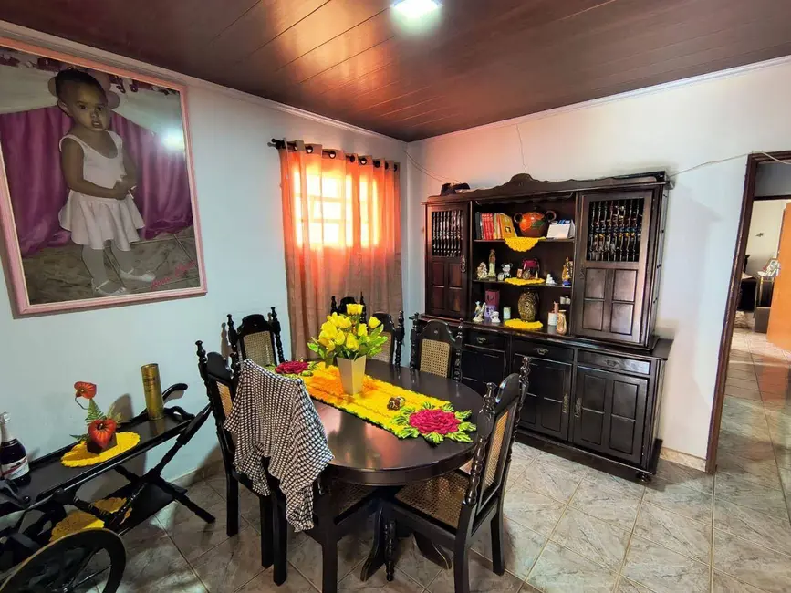 Foto 4 de Casa com 3 quartos à venda, 350m2 em Vila Fabril, Anapolis - GO