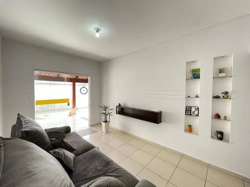 Foto 7 de Casa com 3 quartos à venda, 200m2 em Parque Brasília, Anapolis - GO