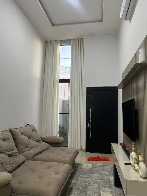 Casa com 3 quartos à venda, 200m2 em Anapolis - GO - imagem 3 Foto 3 de Casa com 3 quartos à venda, 200m2 em Anapolis - GO