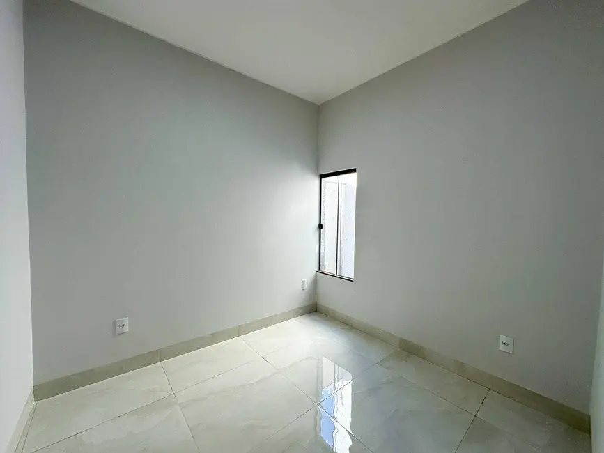 Foto 6 de Casa com 3 quartos à venda, 300m2 em Anapolis - GO