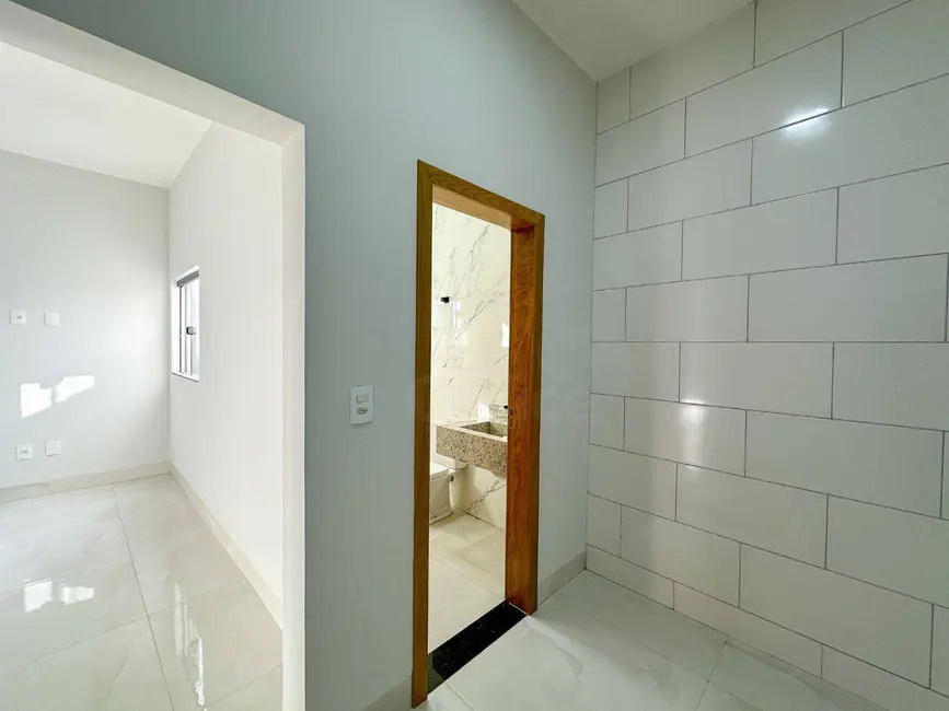 Foto 8 de Casa com 3 quartos à venda, 300m2 em Anapolis - GO