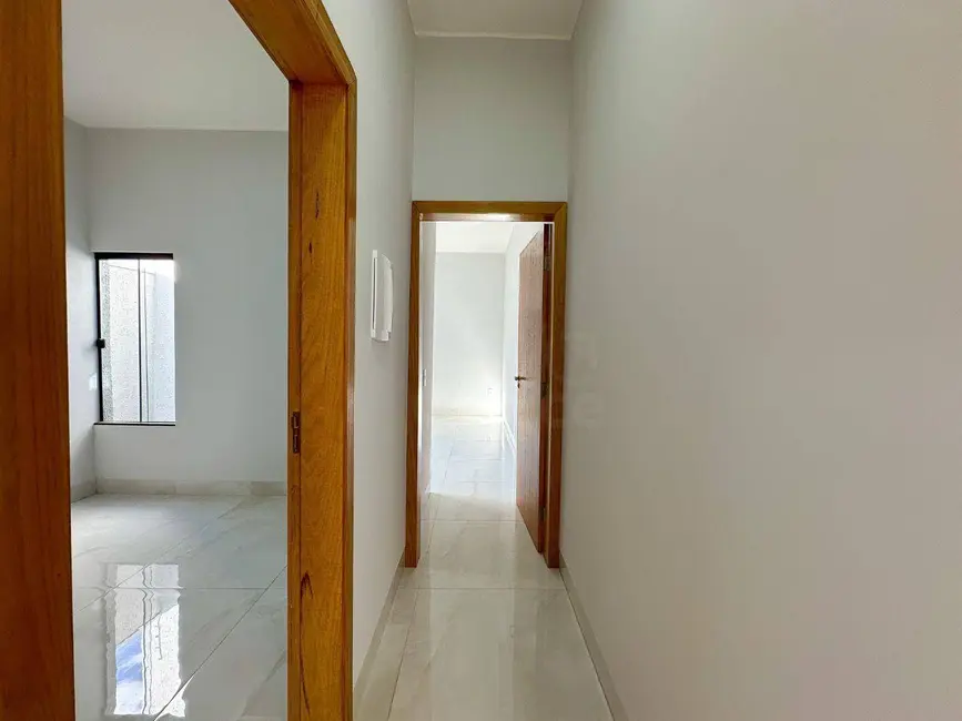 Foto 5 de Casa com 3 quartos à venda, 300m2 em Anapolis - GO