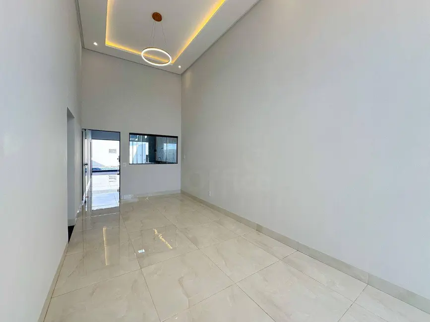 Foto 4 de Casa com 3 quartos à venda, 300m2 em Anapolis - GO